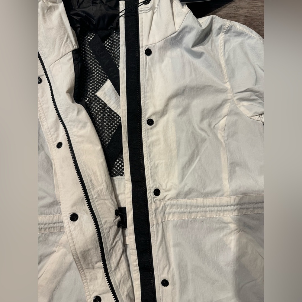 NWT Canada Goose Davie Jacket - Picture 5 of 10